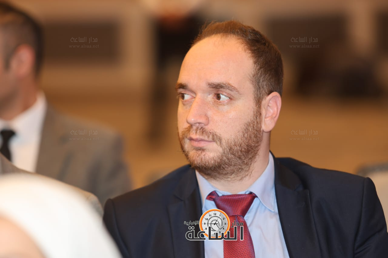 Madar Al-Saa Images 0.845061122970197