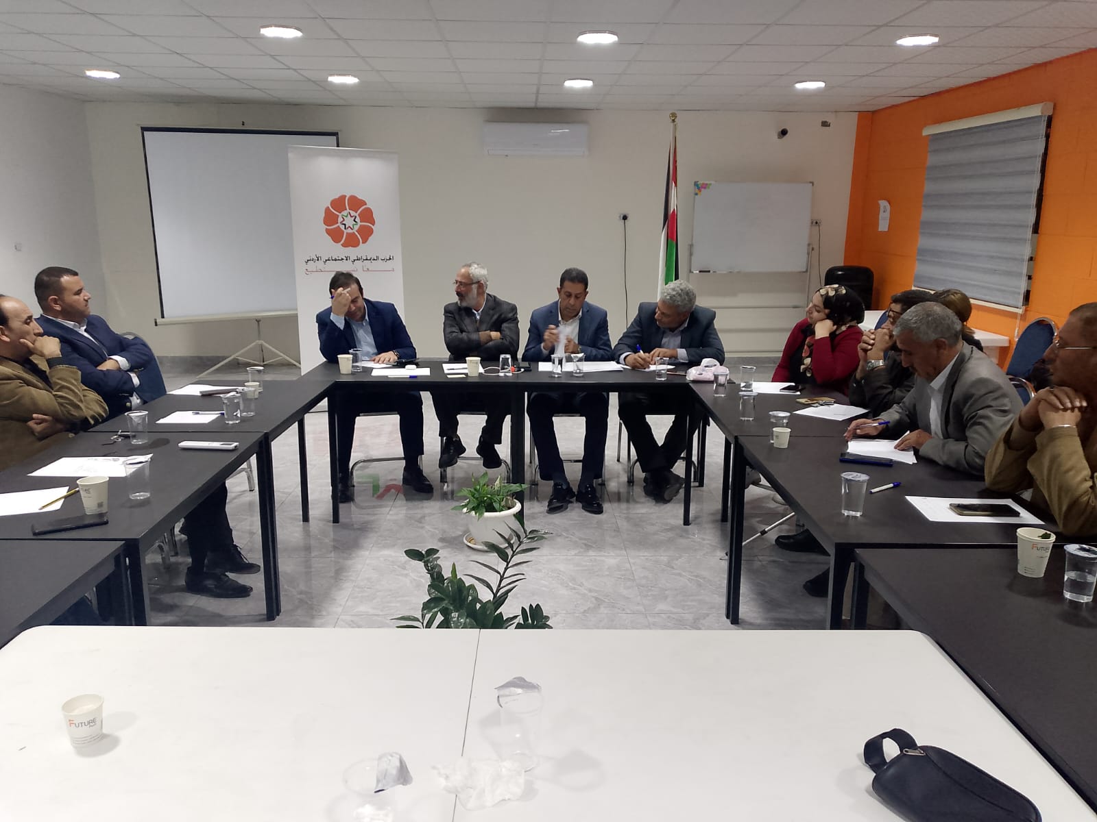 Madar Al-Saa Images 0.5109307498835864