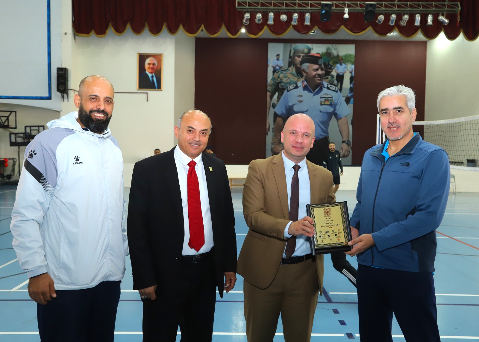 Madar Al-Saa Images 0.2105956825002493