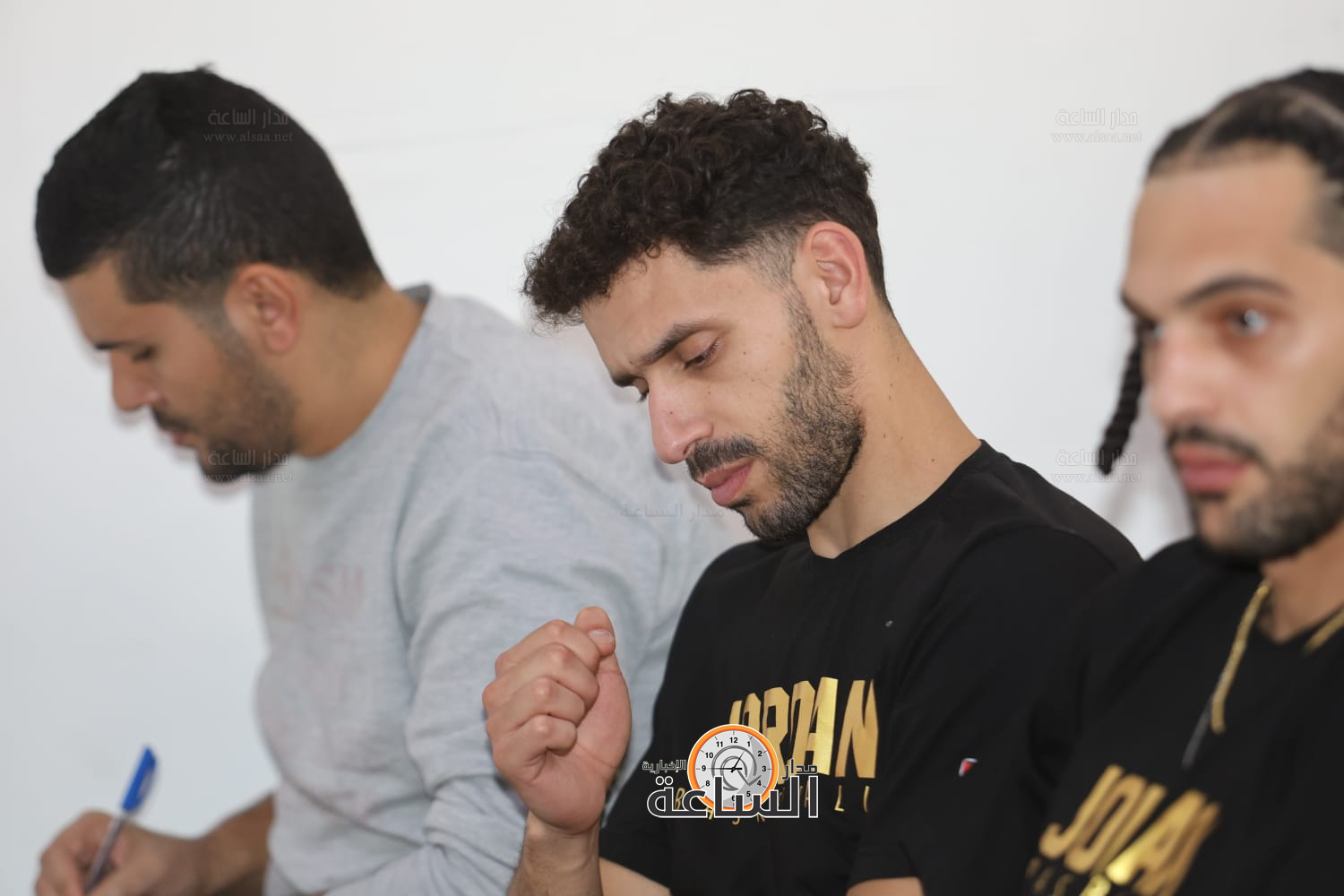 Madar Al-Saa Images 0.36096663209446067