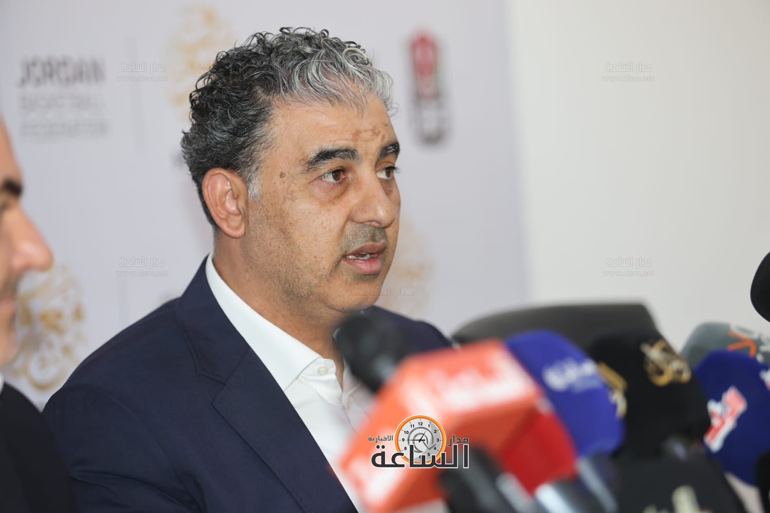 Madar Al-Saa Images 0.9780344180589184