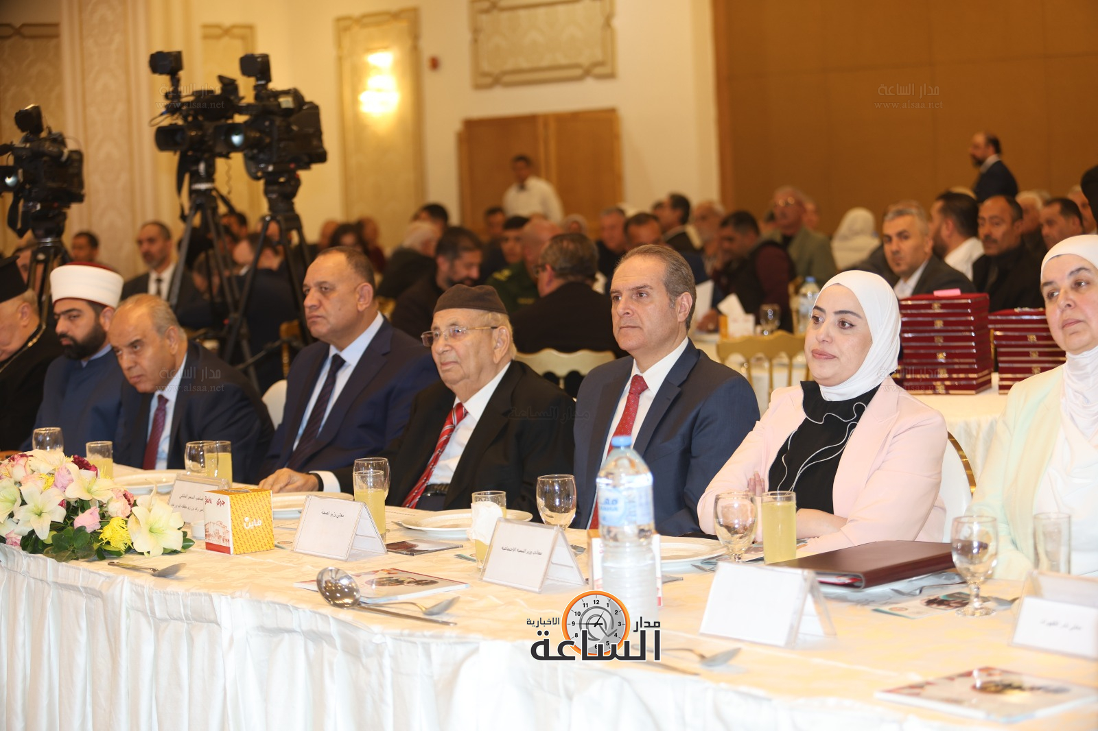 Madar Al-Saa Images 0.4846090777183354