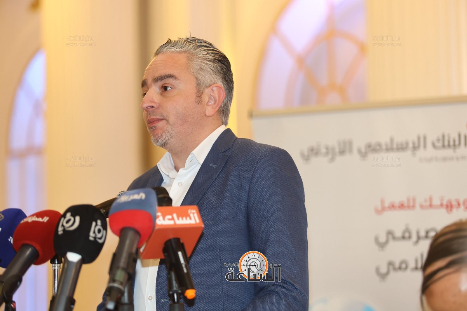 Madar Al-Saa Images 0.9064438674283706