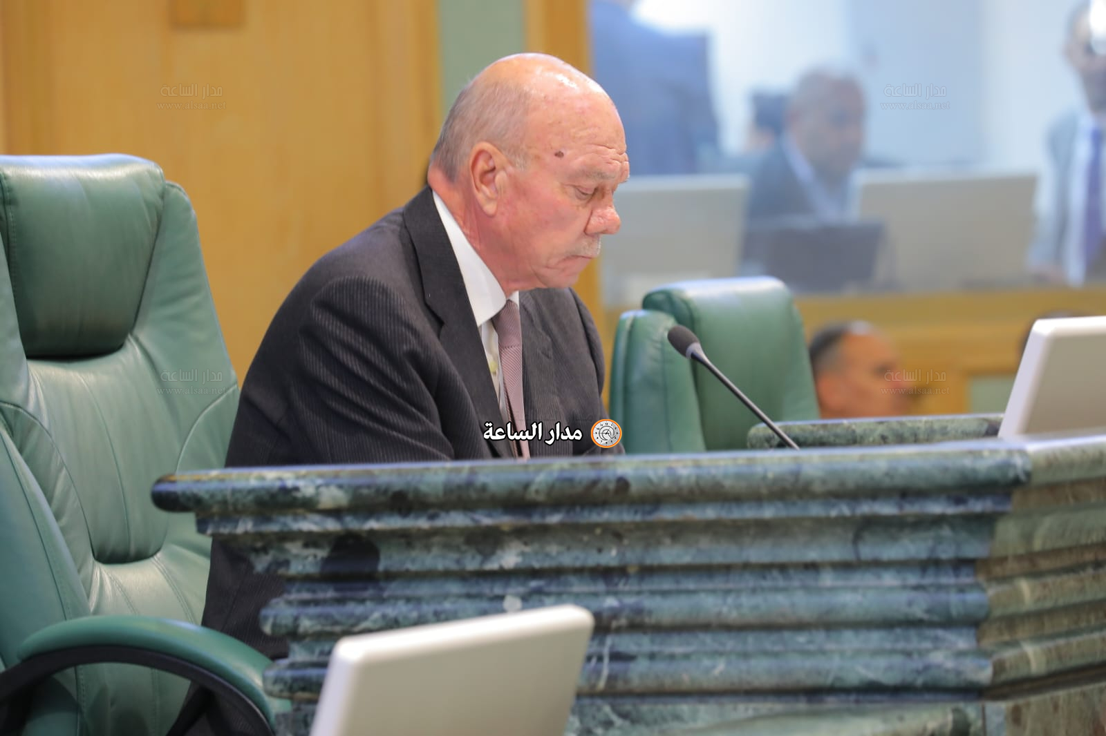 Madar Al-Saa Images 0.7054132078898272