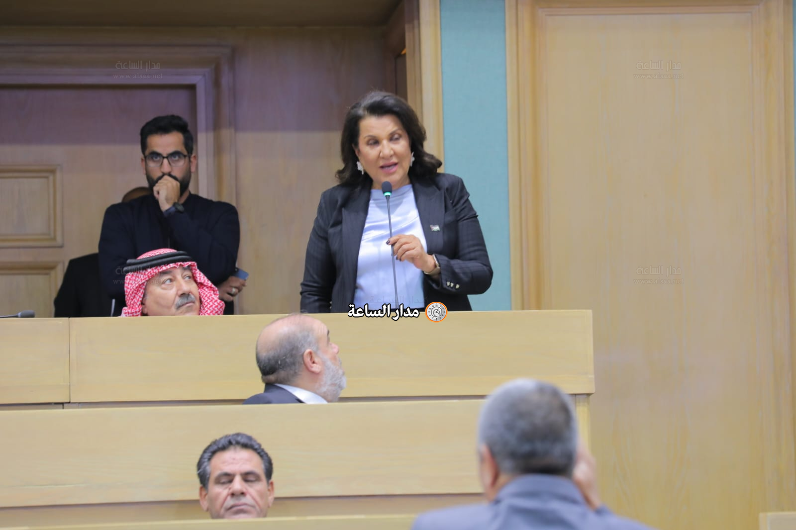 Madar Al-Saa Images 0.3345356985561352