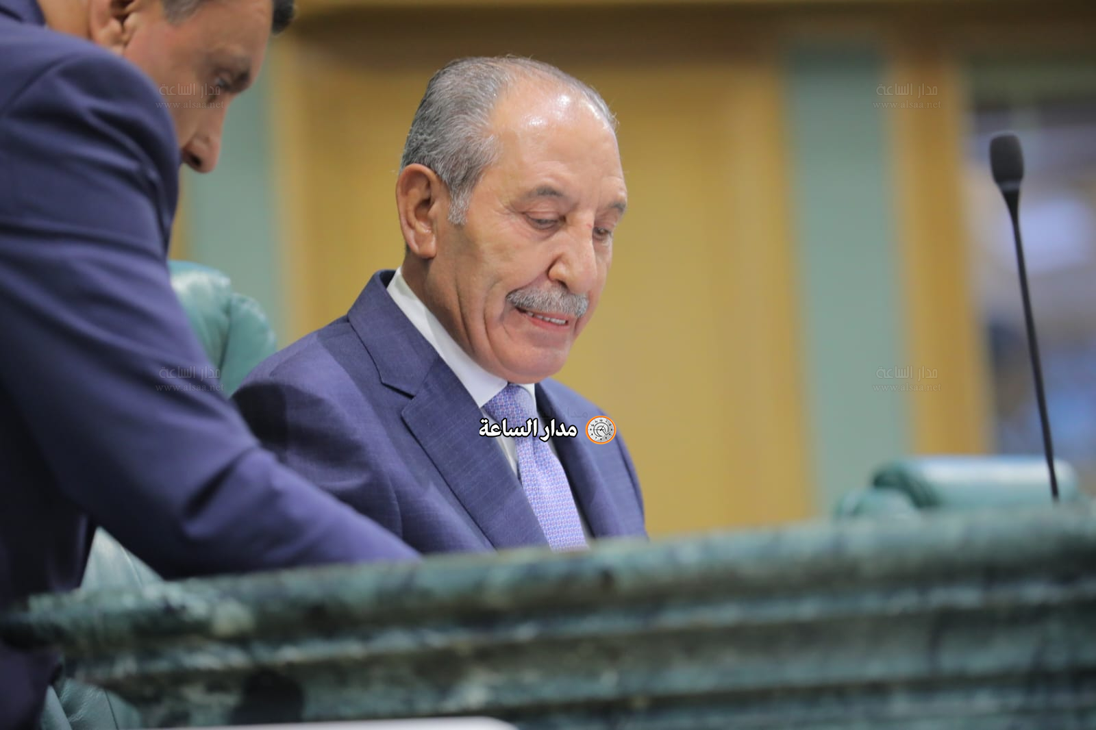 Madar Al-Saa Images 0.3856495940342095