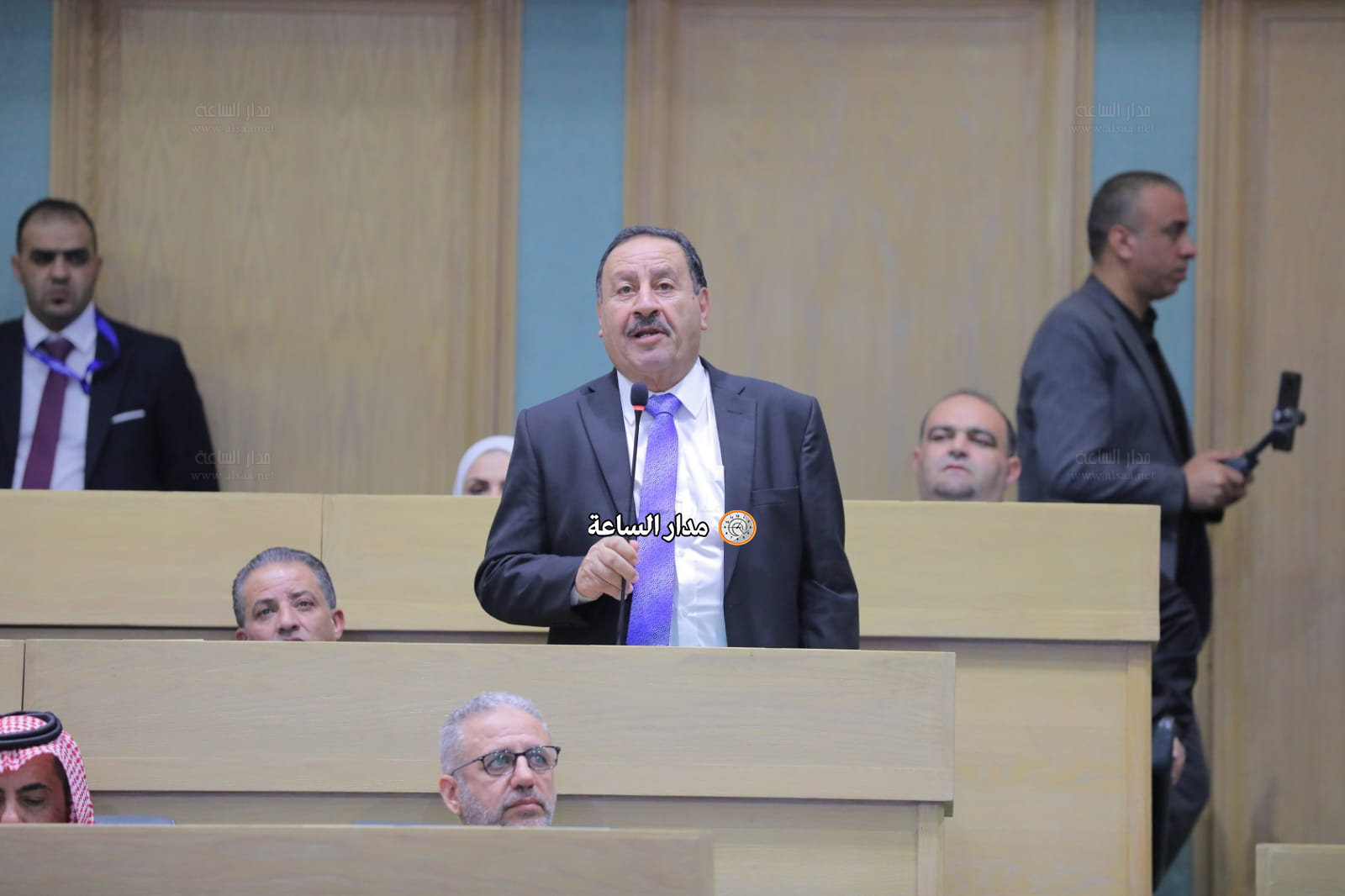 Madar Al-Saa Images 0.30471966191956845