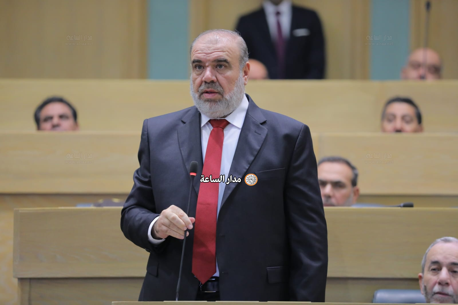 Madar Al-Saa Images 0.4428035462228894