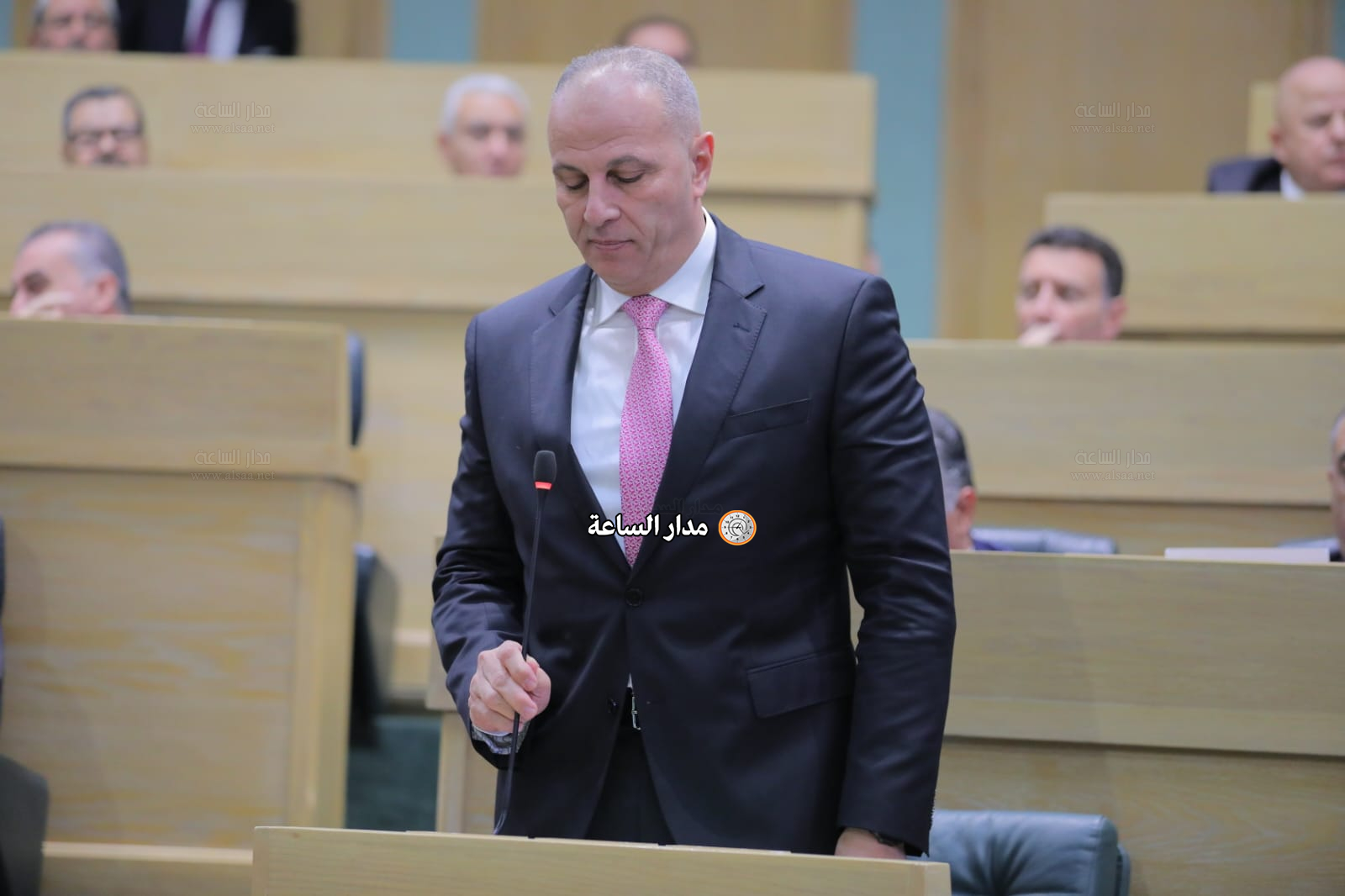 Madar Al-Saa Images 0.5620799468436084