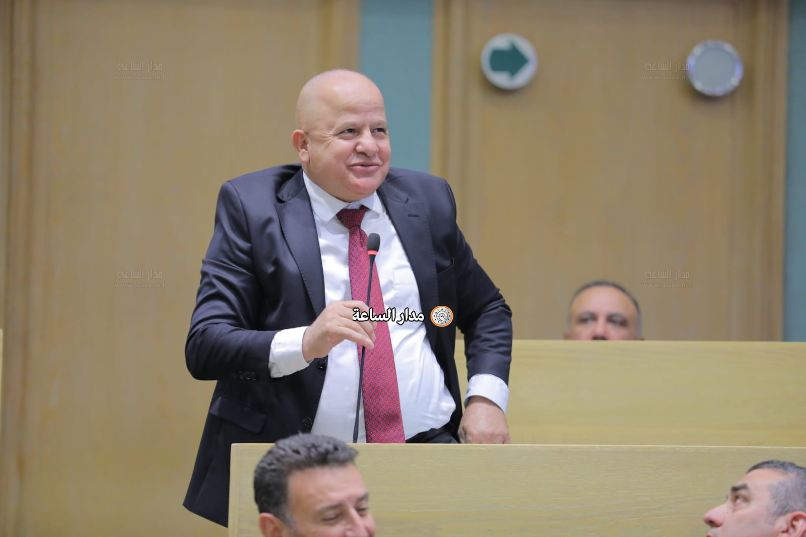 Madar Al-Saa Images 0.699741128145988