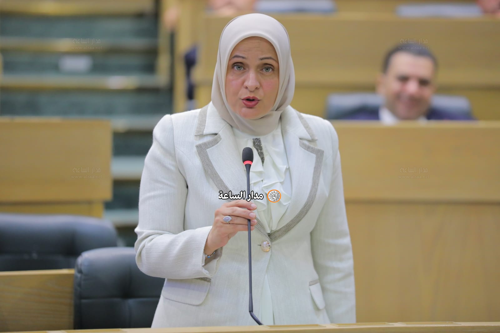 Madar Al-Saa Images 0.9197097746981517