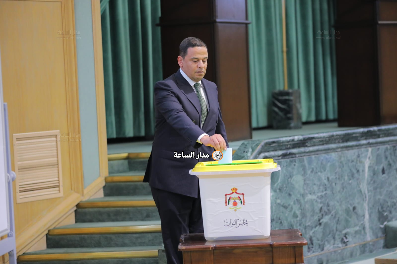 Madar Al-Saa Images 0.5925609942431609