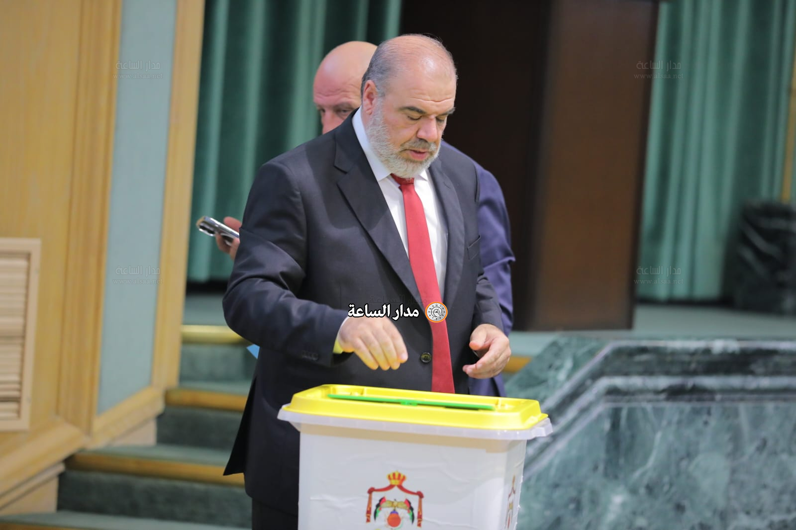 Madar Al-Saa Images 0.5424541126169102