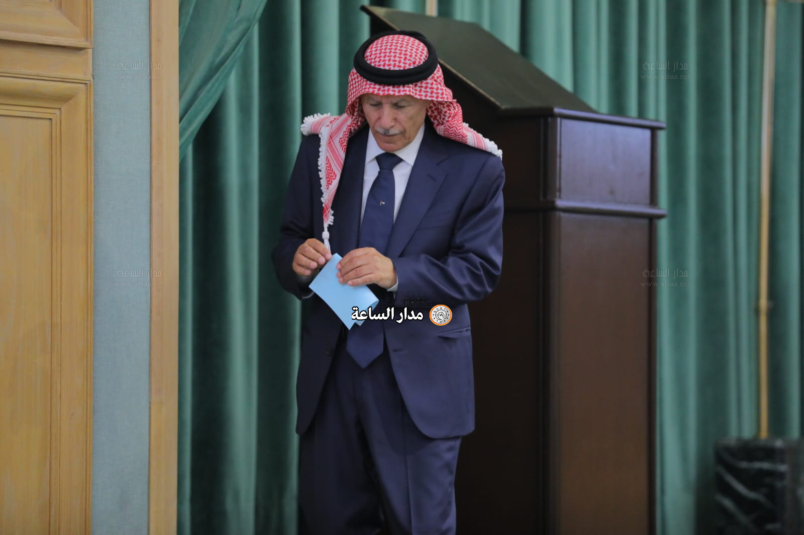 Madar Al-Saa Images 0.37798131869425666