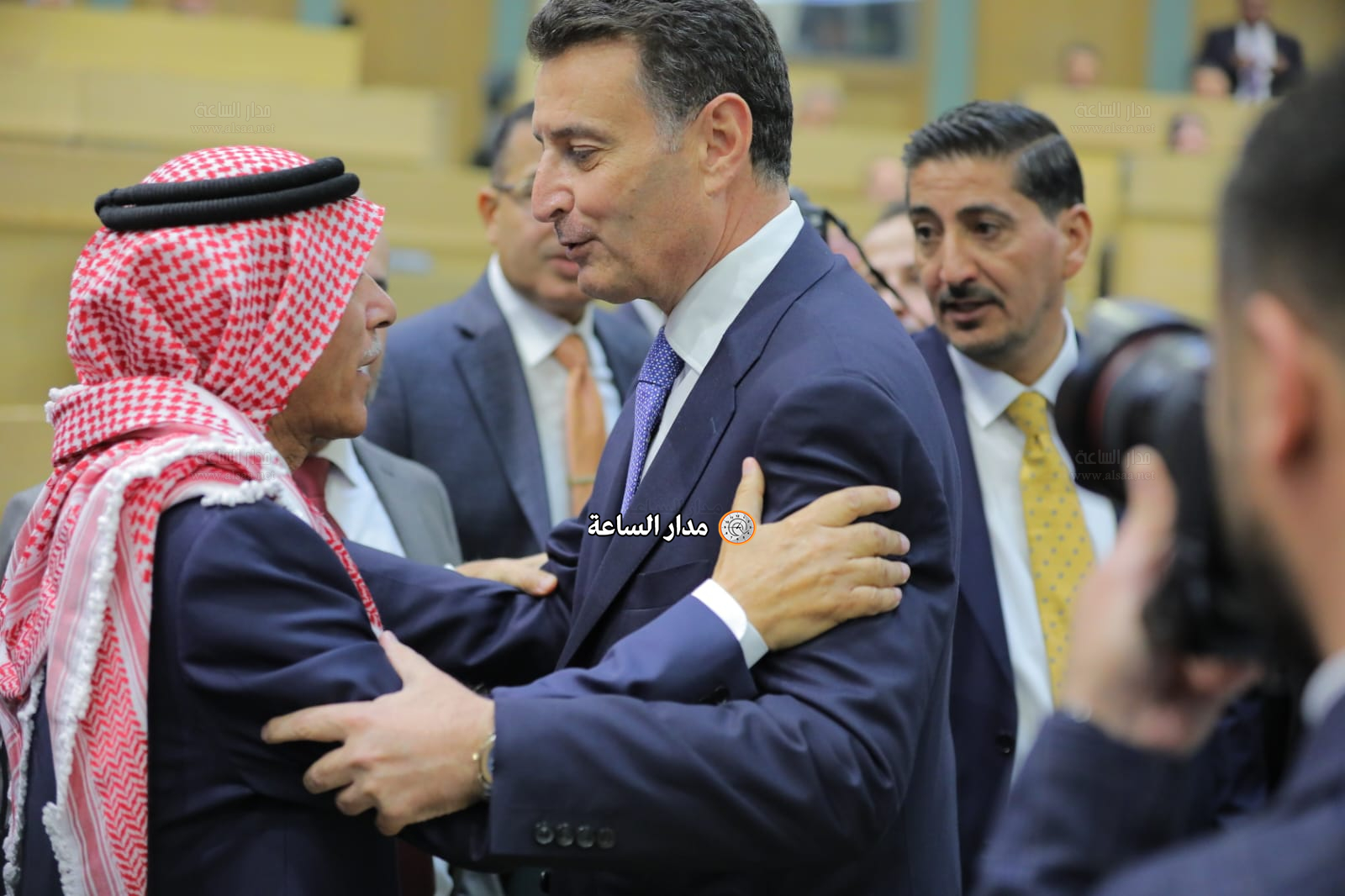 Madar Al-Saa Images 0.0607598121752857