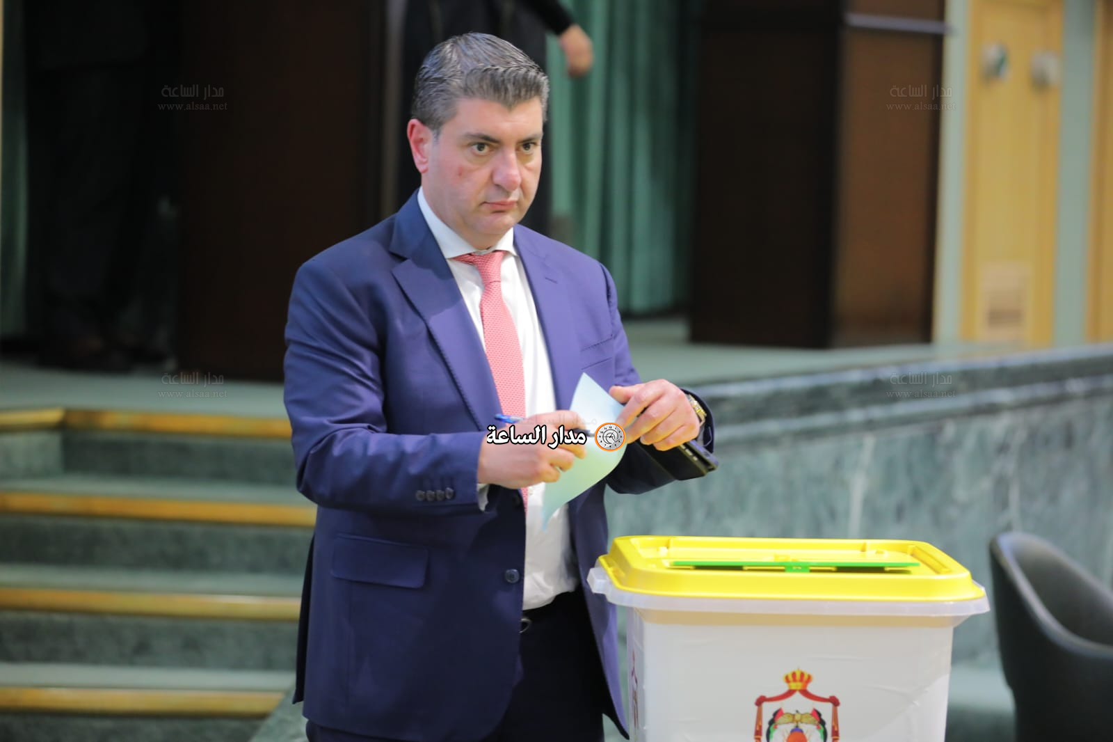 Madar Al-Saa Images 0.20951457160169262