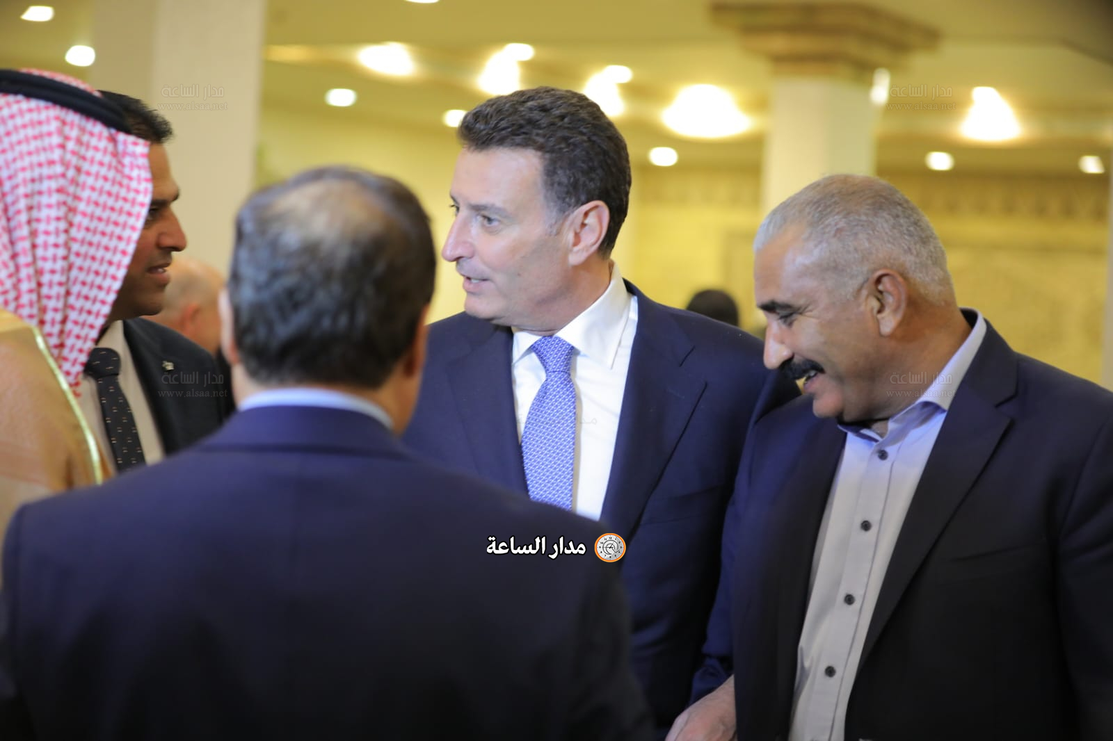 Madar Al-Saa Images 0.22326371448365112