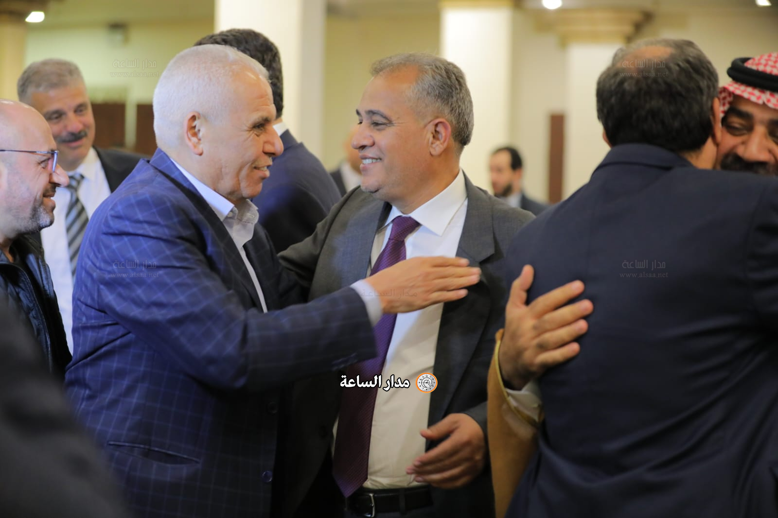 Madar Al-Saa Images 0.6368583617814276