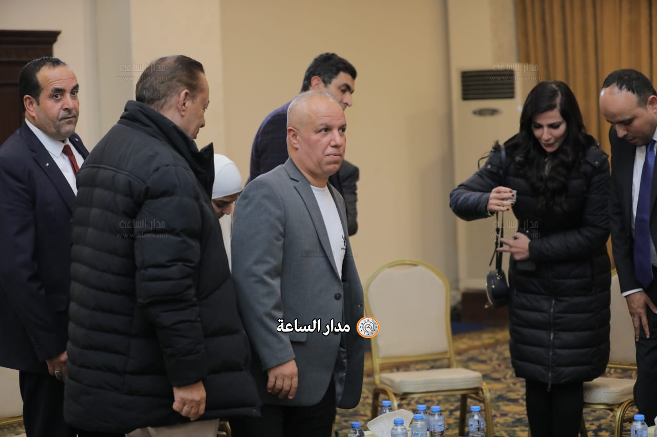 Madar Al-Saa Images 0.985546466992081