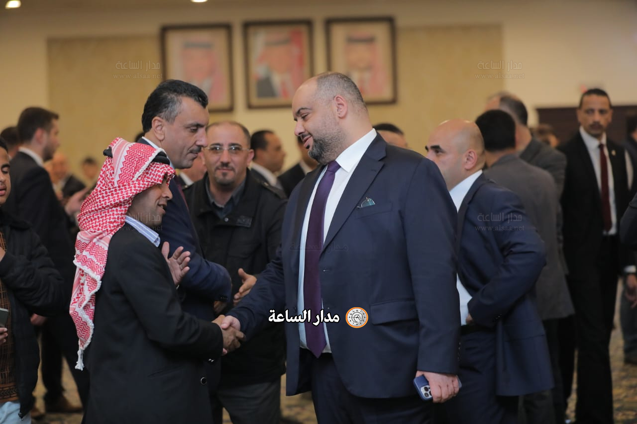 Madar Al-Saa Images 0.12386319463577489