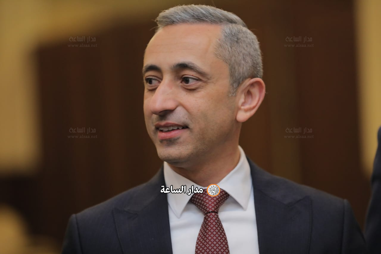 Madar Al-Saa Images 0.3687806661905295