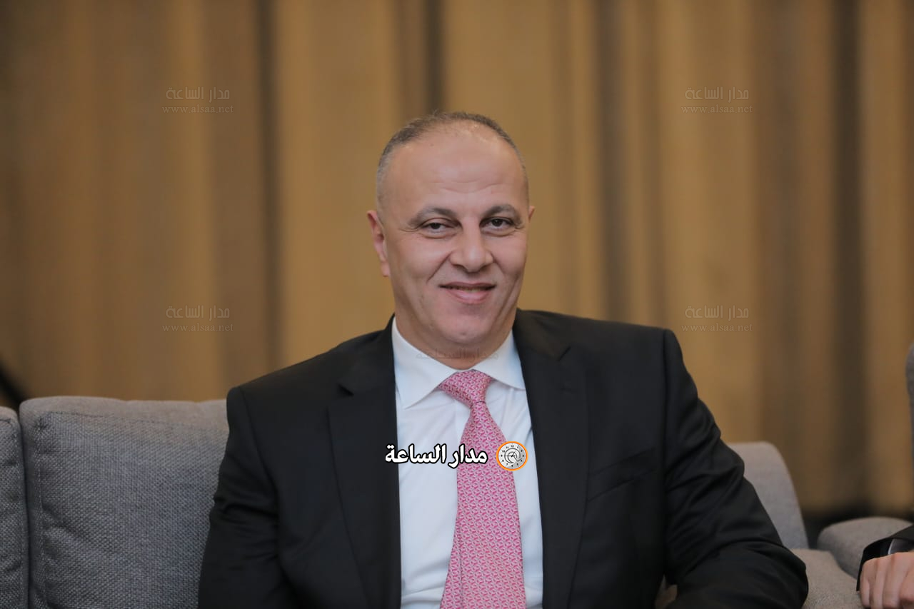 Madar Al-Saa Images 0.13402639249604276