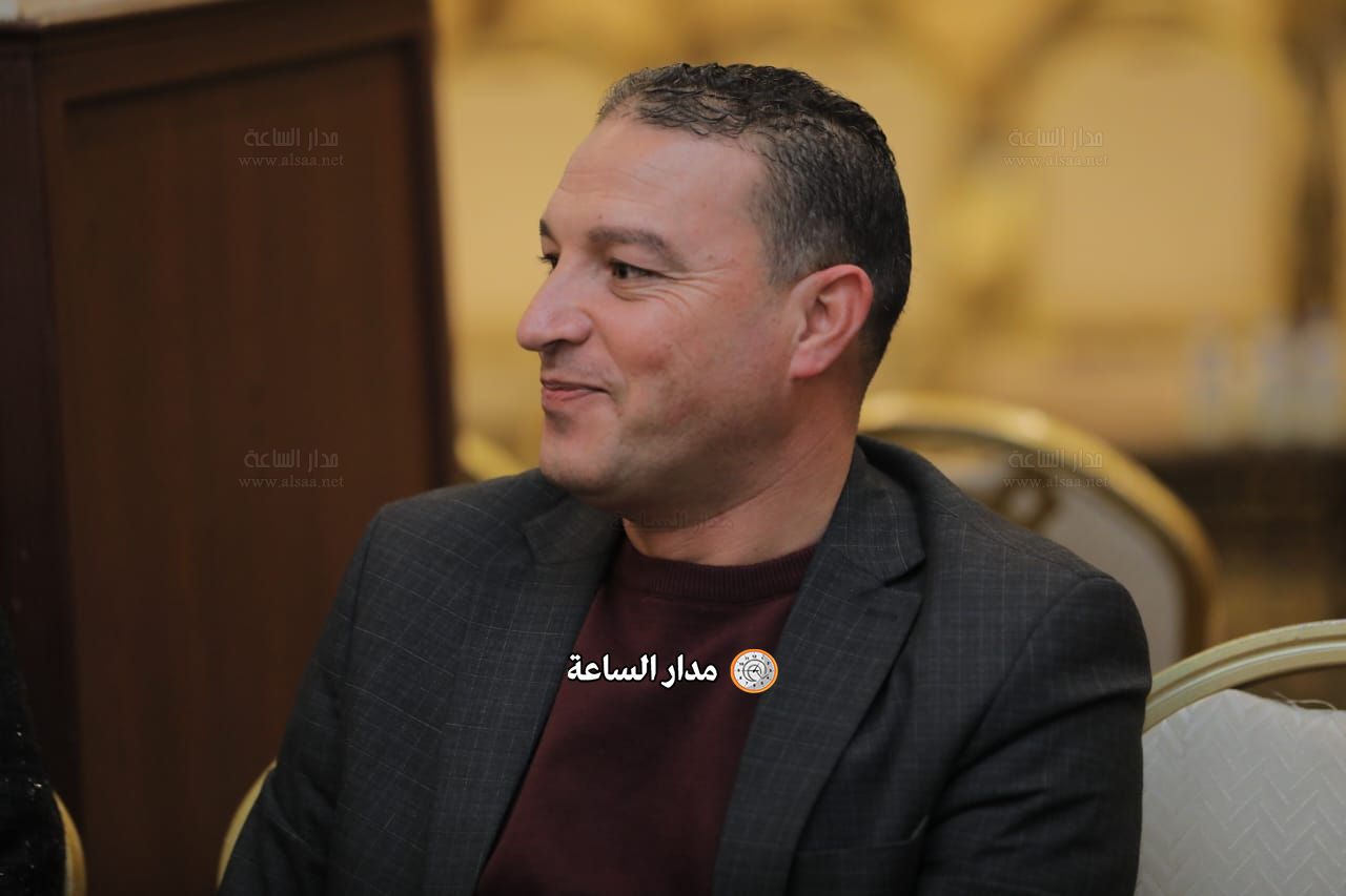 Madar Al-Saa Images 0.8682473233636765