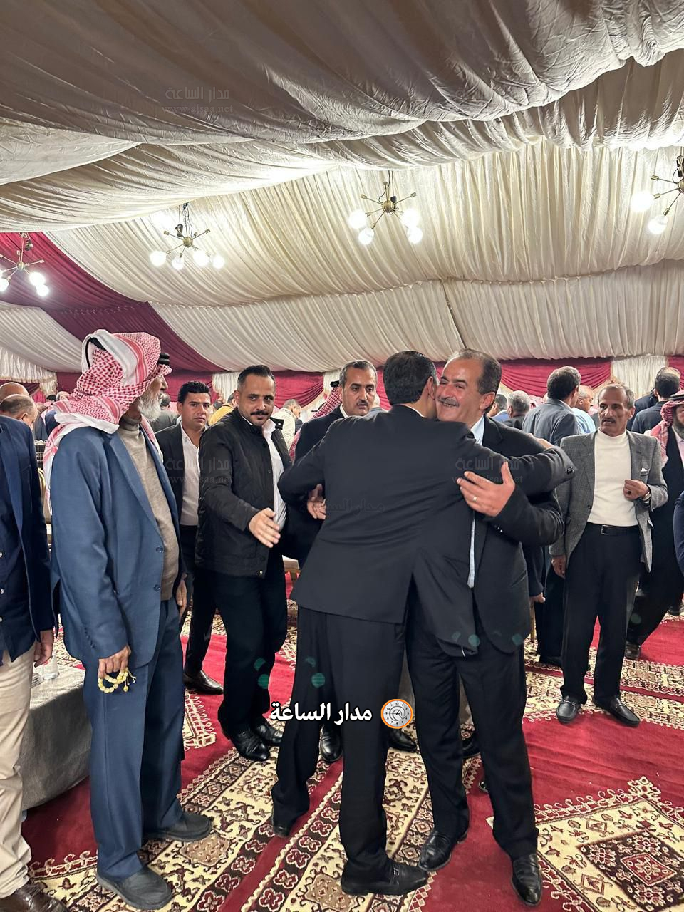 Madar Al-Saa Images 0.5038866110195537