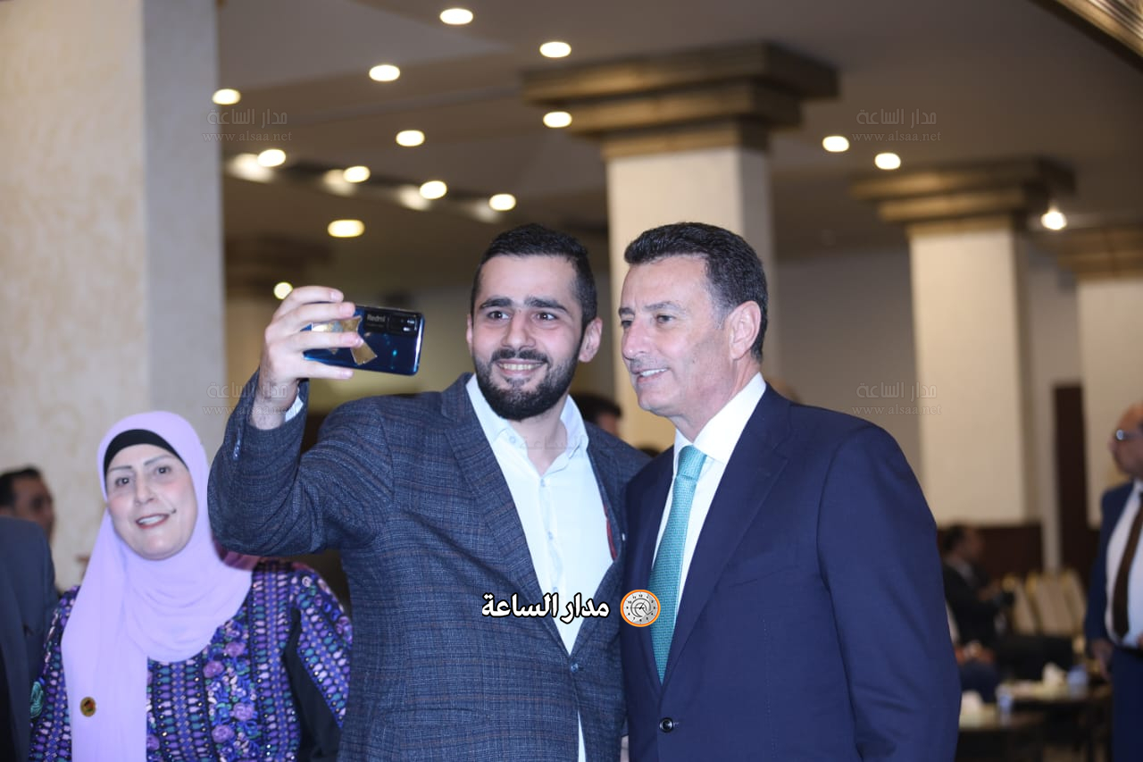 Madar Al-Saa Images 0.990838311352727