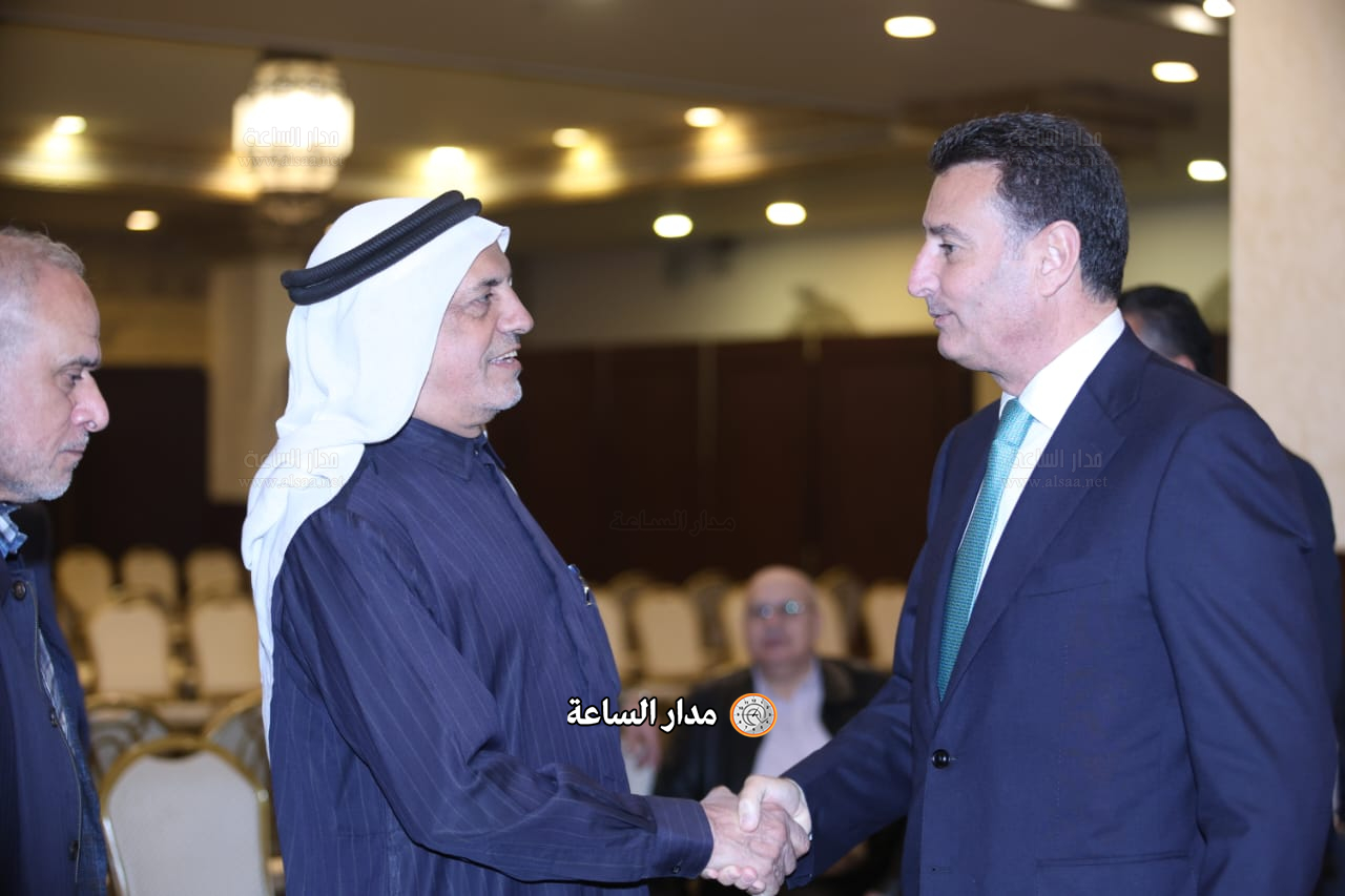 Madar Al-Saa Images 0.22598199307920197