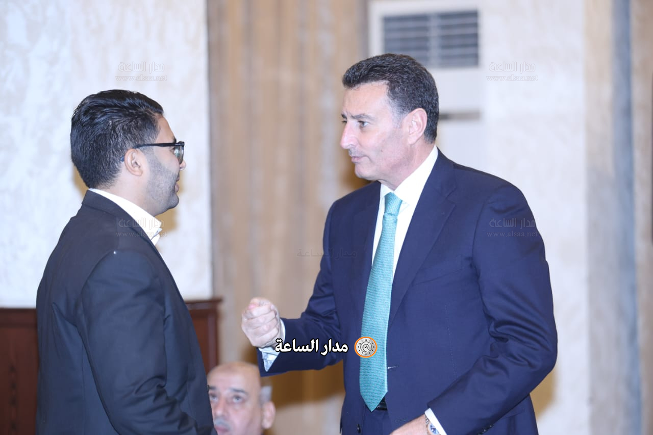 Madar Al-Saa Images 0.6124429462379499