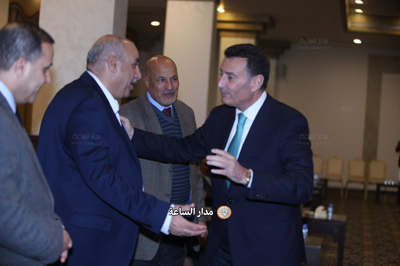 Madar Al-Saa Images 0.008099537581707672