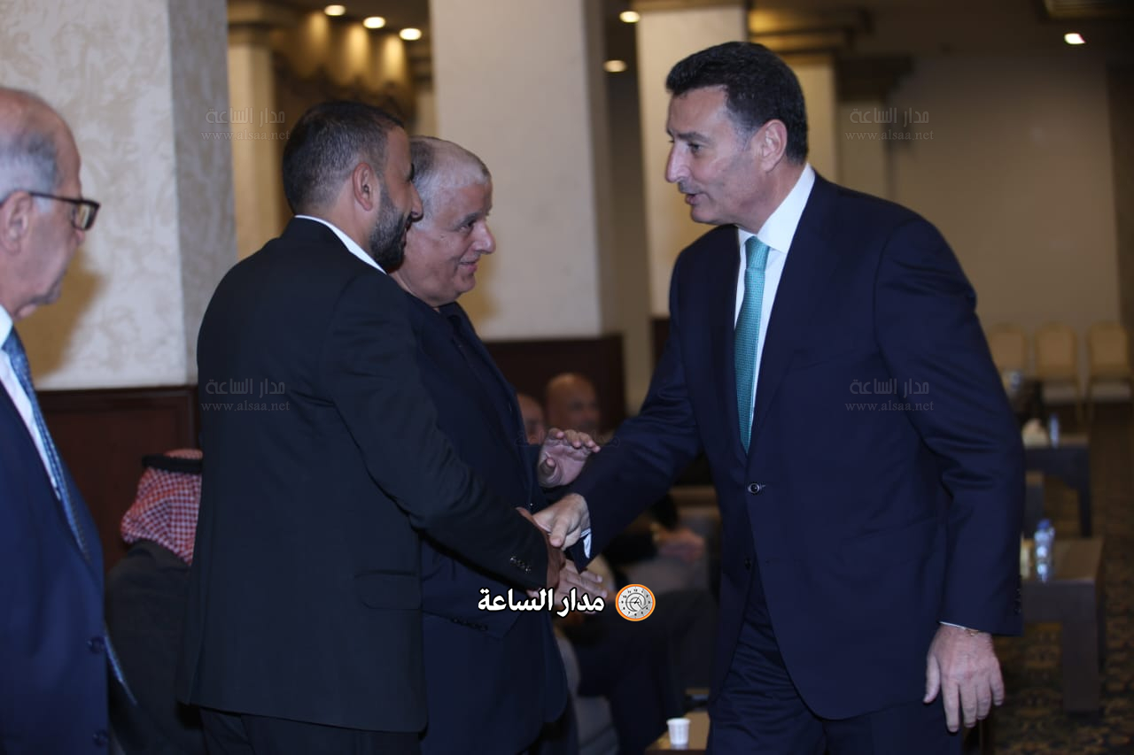 Madar Al-Saa Images 0.41542179795284295