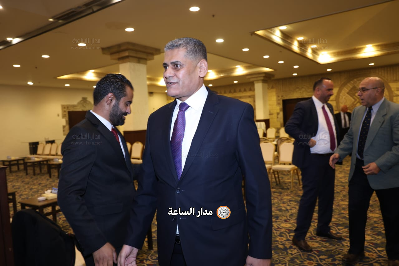 Madar Al-Saa Images 0.8037497991787614