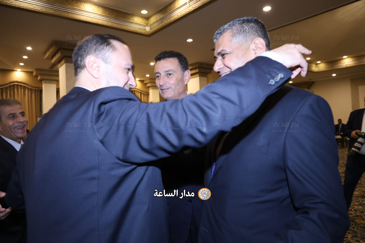 Madar Al-Saa Images 0.18442973204293156