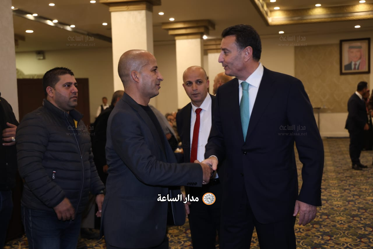 Madar Al-Saa Images 0.9093782979763987