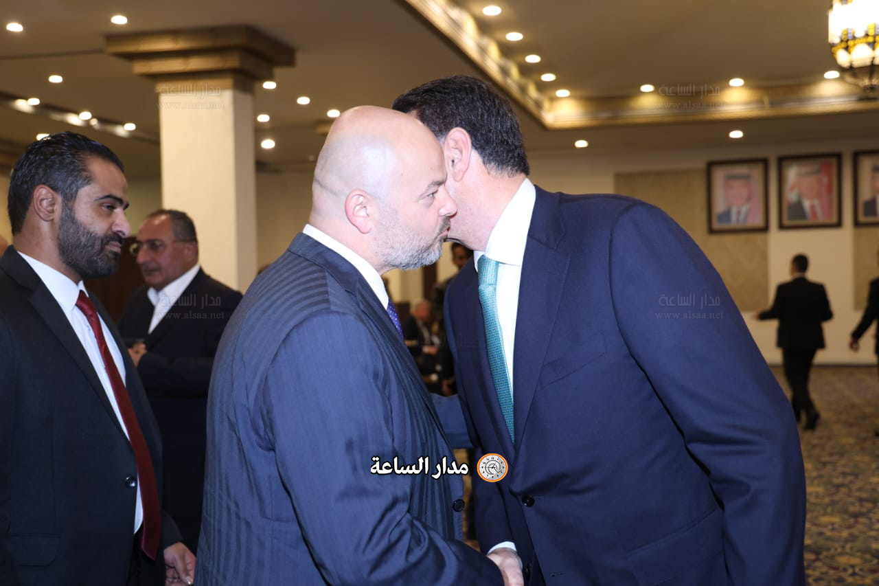 Madar Al-Saa Images 0.88678938158708