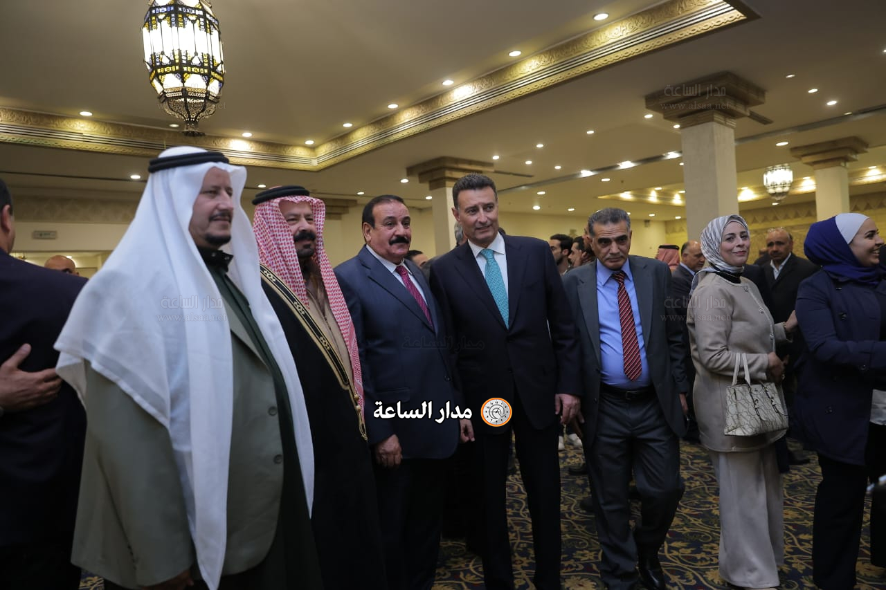 Madar Al-Saa Images 0.14277436075733618