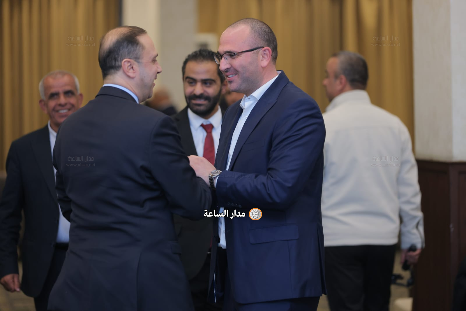 Madar Al-Saa Images 0.472597348263873