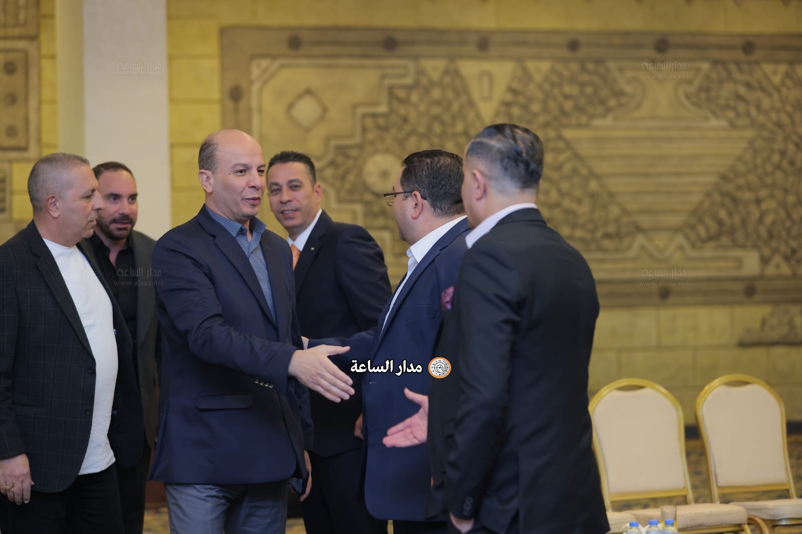 Madar Al-Saa Images 0.03691578412836205