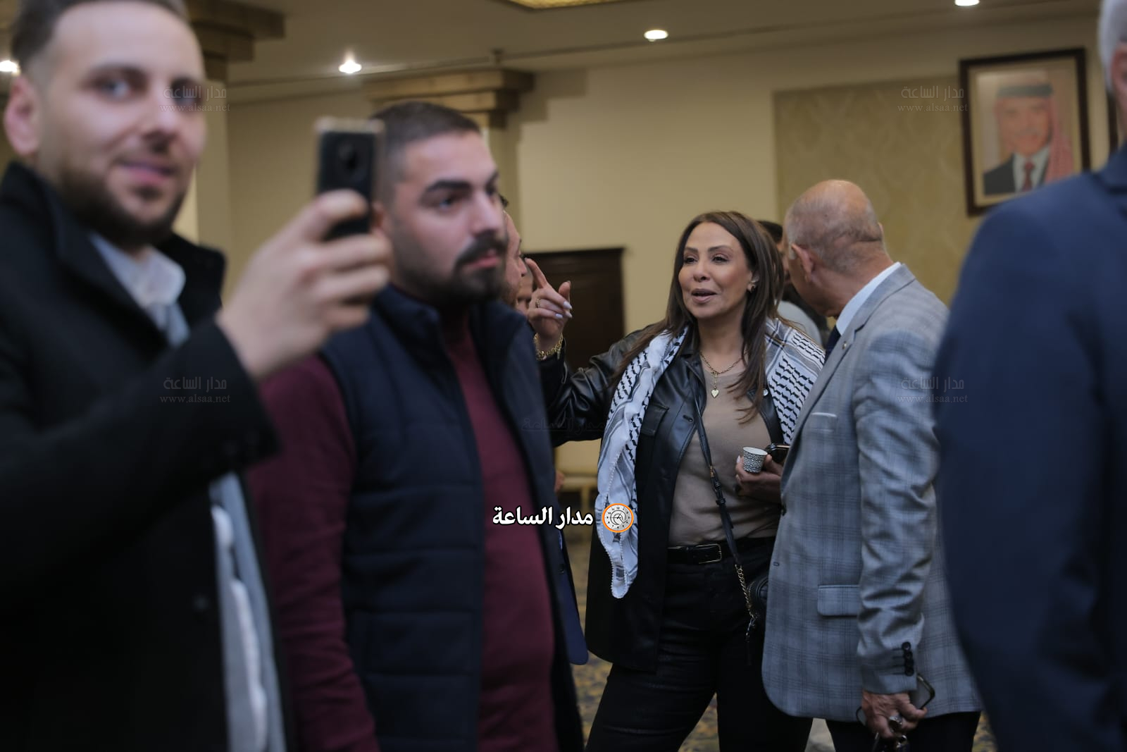 Madar Al-Saa Images 0.8956498894580922