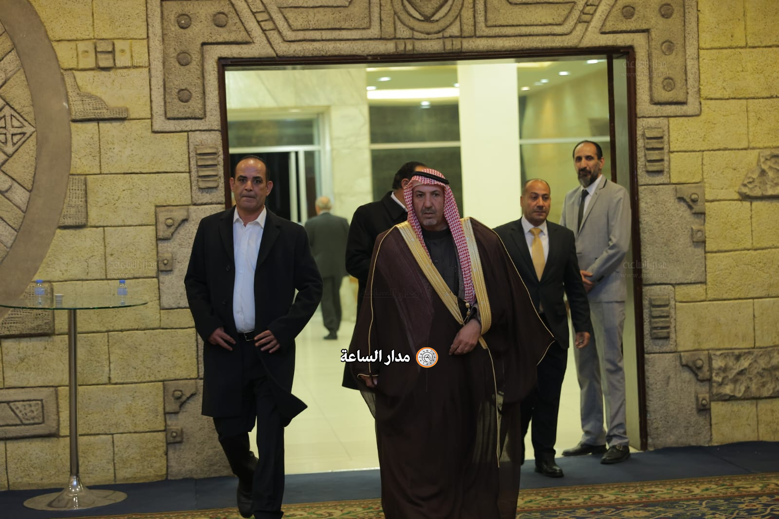 Madar Al-Saa Images 0.9167960381621378