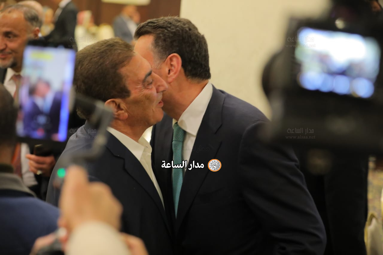 Madar Al-Saa Images 0.5046768528834946