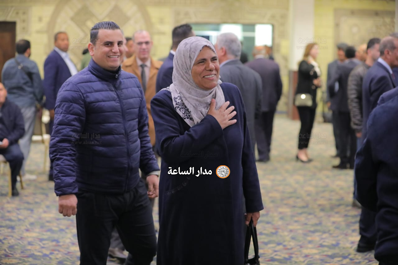 Madar Al-Saa Images 0.5935297490575873