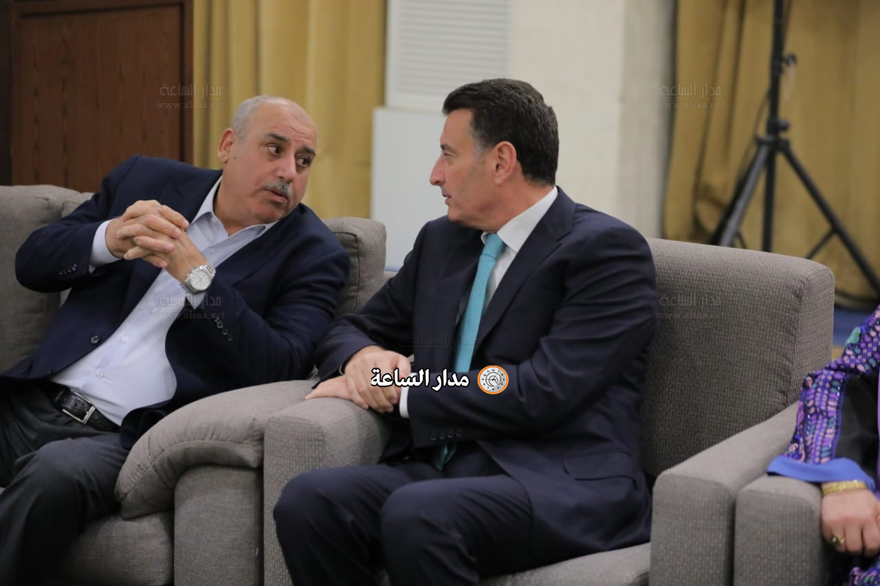 Madar Al-Saa Images 0.16186424470138716