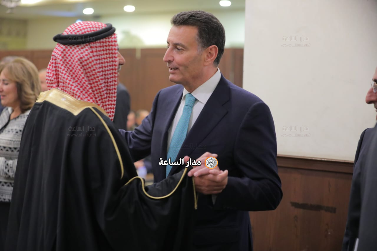 Madar Al-Saa Images 0.25876821225456115