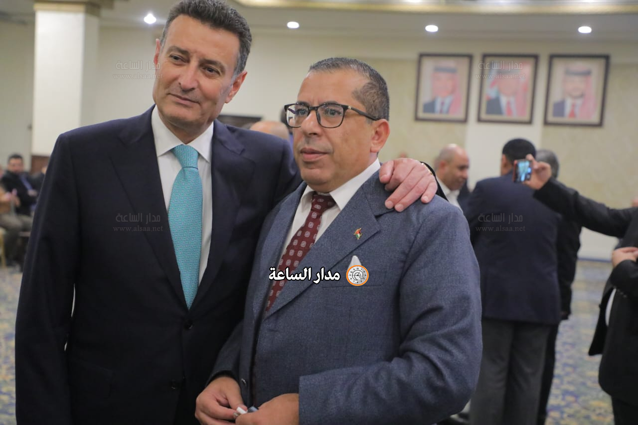 Madar Al-Saa Images 0.027756601550515292