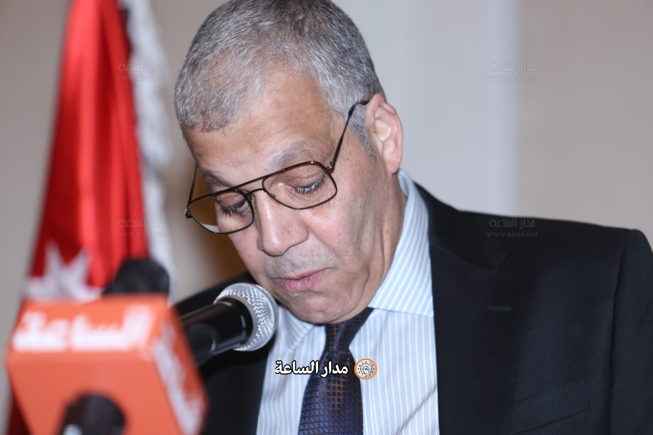 Madar Al-Saa Images 0.4962021328981785