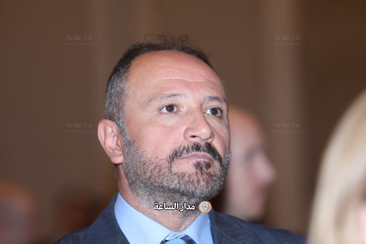 Madar Al-Saa Images 0.27634521643567034