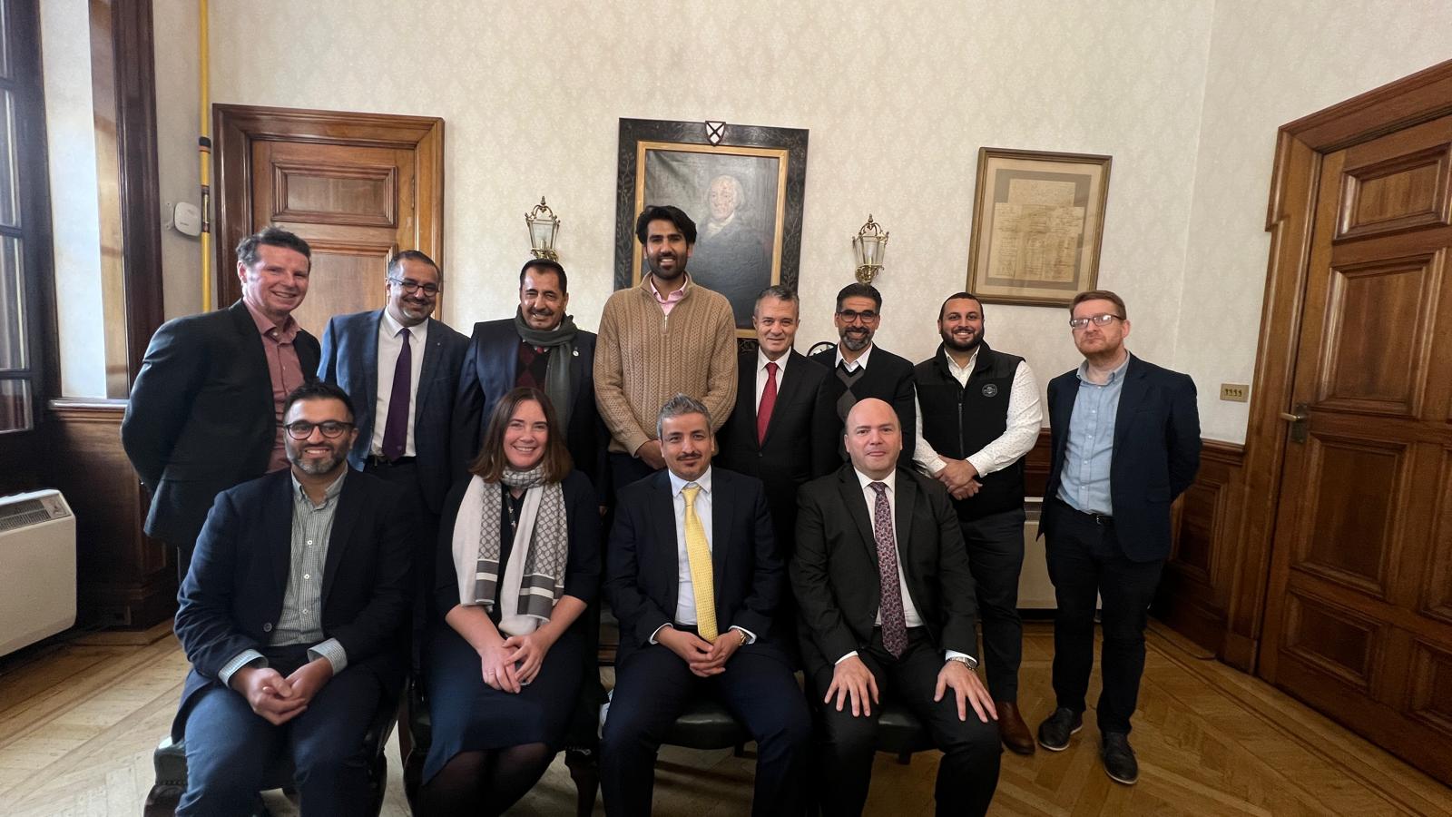 Madar Al-Saa Images 0.25760164344640657